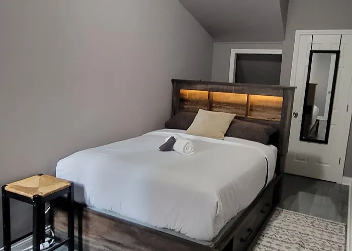 Hostal Avenue *